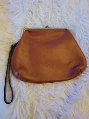 Patricia Nash Cognac Leather Kiss-Lock Wristlet